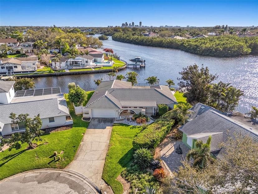 Picture of 1308 50Th Avenue Ne, St Petersburg FL 33703