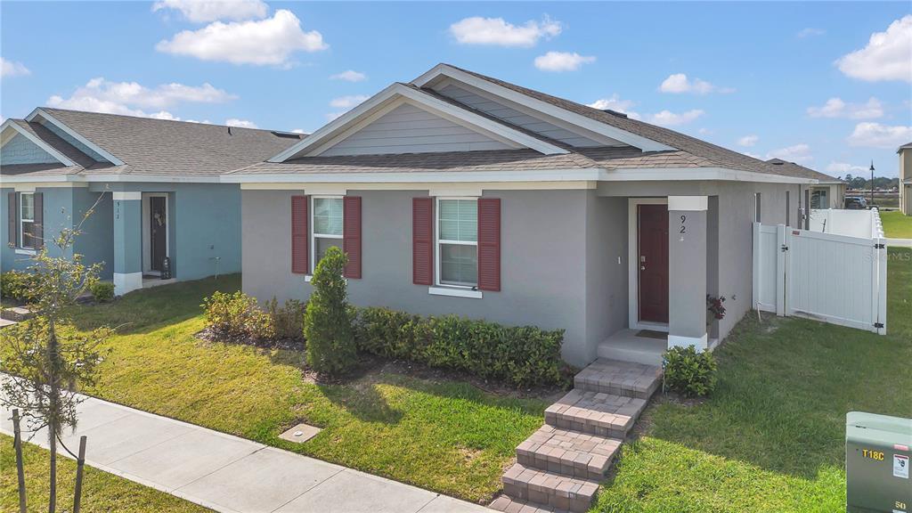 Picture of 924 Chasetree Lane, St Cloud, FL 34771