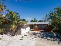 Picture of 305 160Th Terrace, Redington Beach, FL 33708