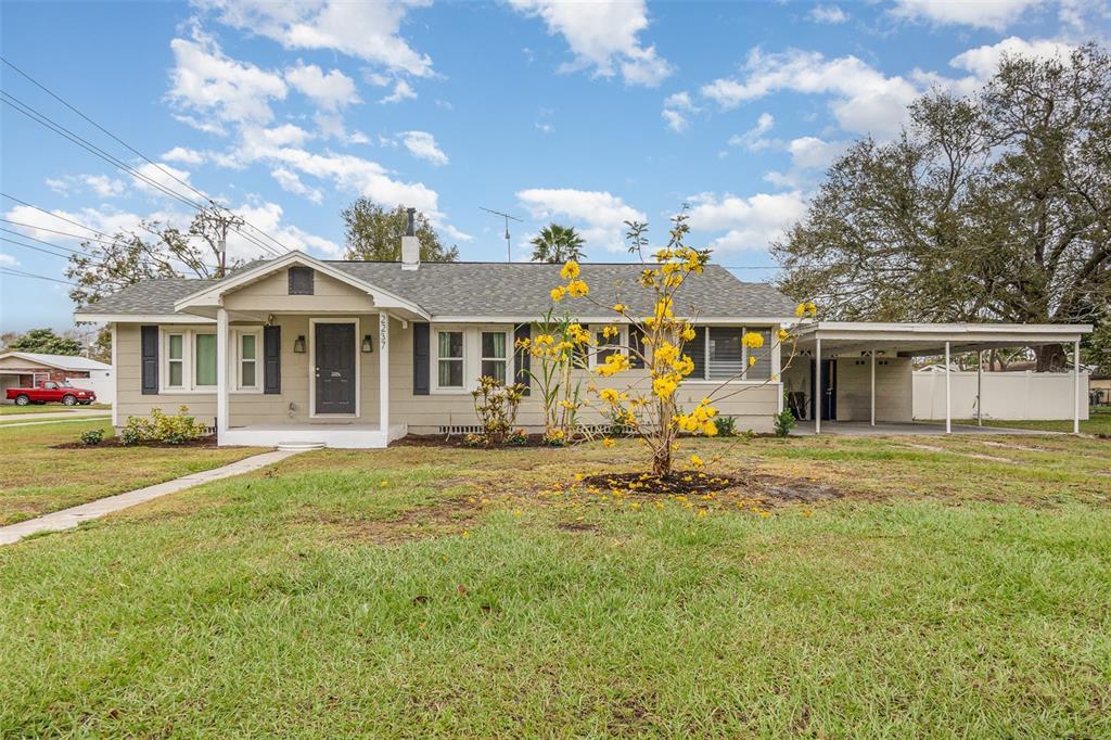 Picture of 2237 Avenue B Nw, Winter Haven, FL 33880