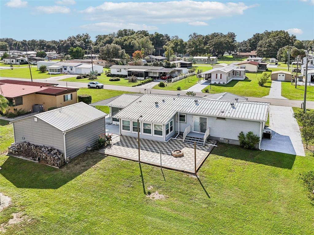 Picture of 10037 SE 24Th Drive, Webster, FL 33597