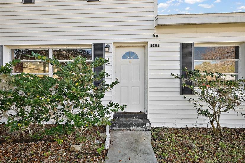 Picture of 1301 N Shore Drive, Leesburg FL 34748