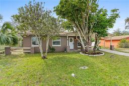 Picture of 612 Cedar Park Drive, Daytona Beach, FL 32114