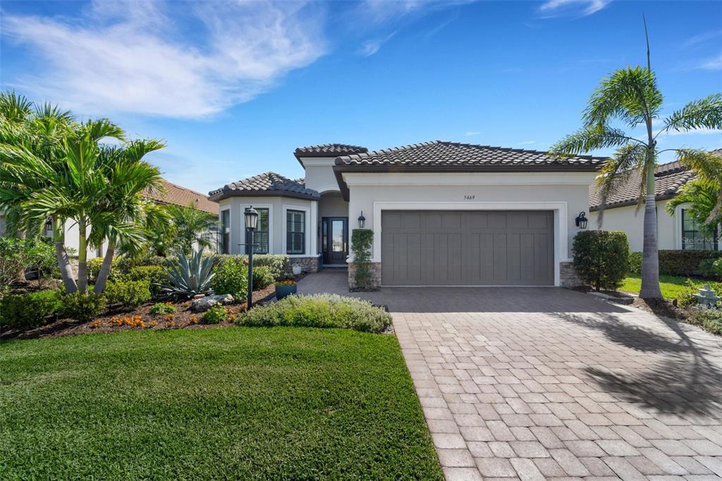 Picture of 5469 Lampiasi Street, Sarasota, FL 34238