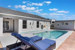 Picture of 100 Diamond Ridge Boulevard, Auburndale, FL 33823