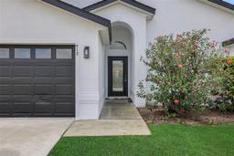 Picture of 412 Savanna Pointe Street, Winter Haven, FL 33884