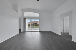 Picture of 412 Savanna Pointe Street, Winter Haven, FL 33884