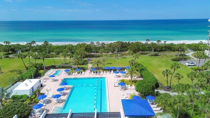 Picture of 1055 Gulf Of Mexico Drive Unit 405, Longboat Key FL 34228