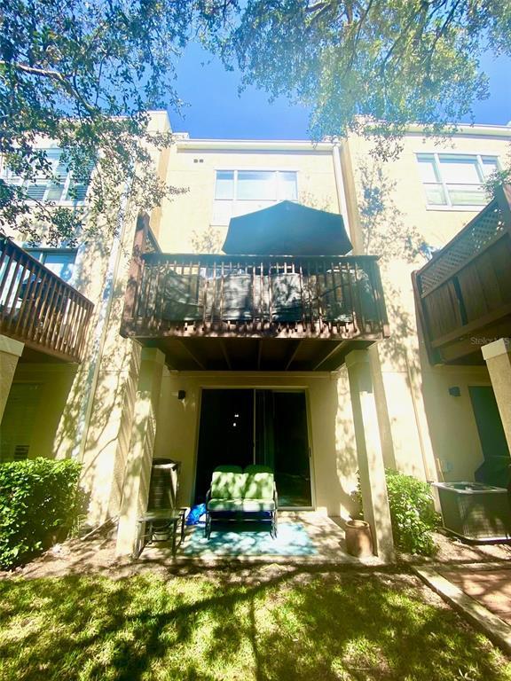Picture of 3128 Bayshore Oaks Drive, Tampa FL 33611
