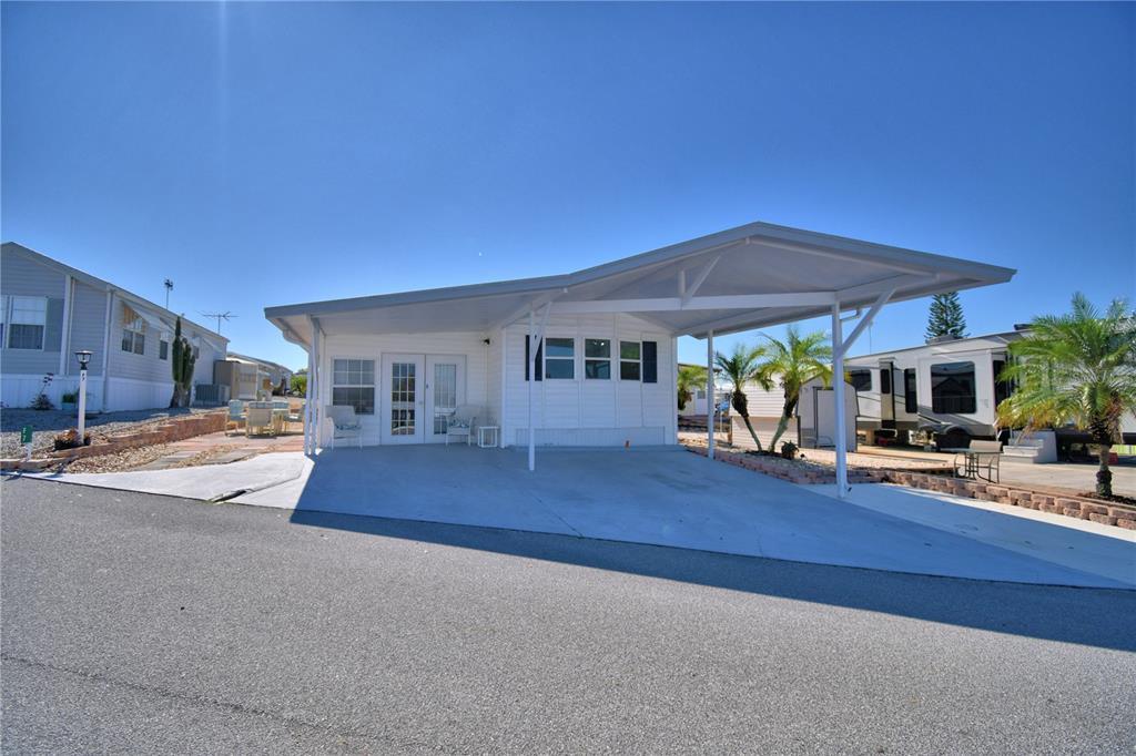 Picture of 251 Patterson Road Unit F7, Haines City, FL 33844