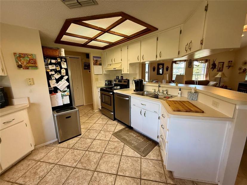 Picture of 13318 Whaler Drive, Hudson FL 34667