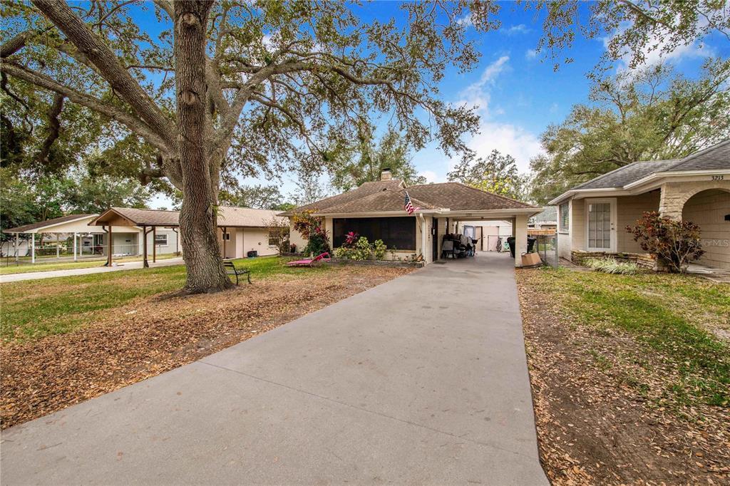 Picture of 3215 Roscoe Avenue, Lakeland, FL 33803