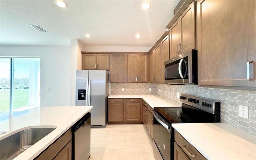 Picture of 14575 Crestavista Avenue, Clermont FL 34714
