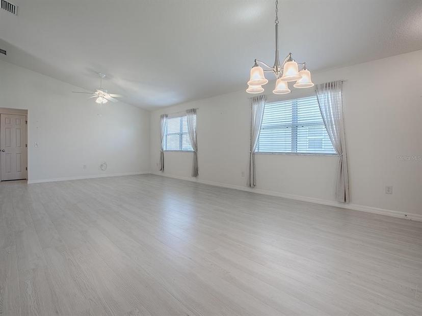 Picture of 485 Pixie Lane, The Villages FL 32162