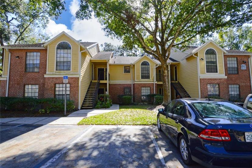 Picture of 8647 Mallard Reserve Drive Unit 104, Tampa FL 33614
