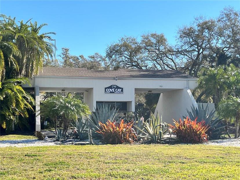Picture of 1000 Cove Cay Drive Unit 5E, Clearwater FL 33760