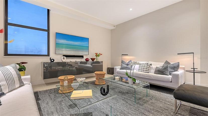 Picture of 1241 Gulf Of Mexico Drive Unit 604, Longboat Key FL 34228