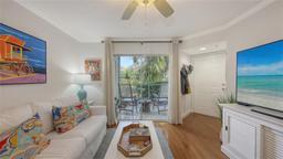 Picture of 850 S Tamiami Trail Unit 307, Sarasota, FL 34236