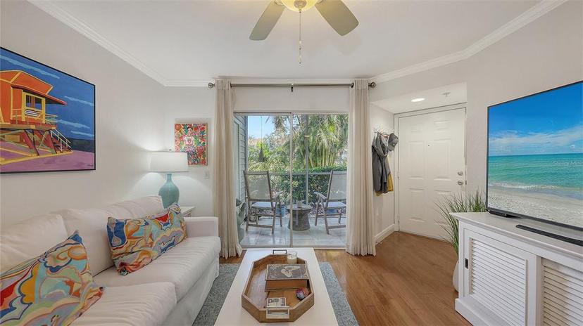 Picture of 850 S Tamiami Trail Unit 307, Sarasota FL 34236