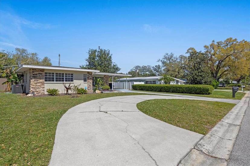 Picture of 8006 N Ola Avenue, Tampa FL 33604