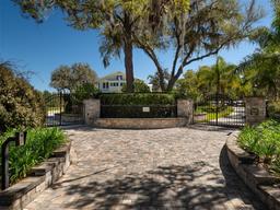 Picture of 9605 S Magnolia Avenue, Ocala, FL 34476