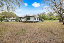 Picture of 2605 Shady Grove Lane, Plant City, FL 33565