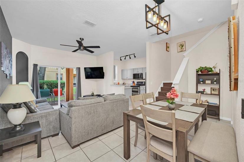 Picture of 438 Miramar Avenue, Davenport FL 33897