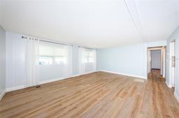 Picture of 10399 67Th Avenue Unit 86, Seminole, FL 33772