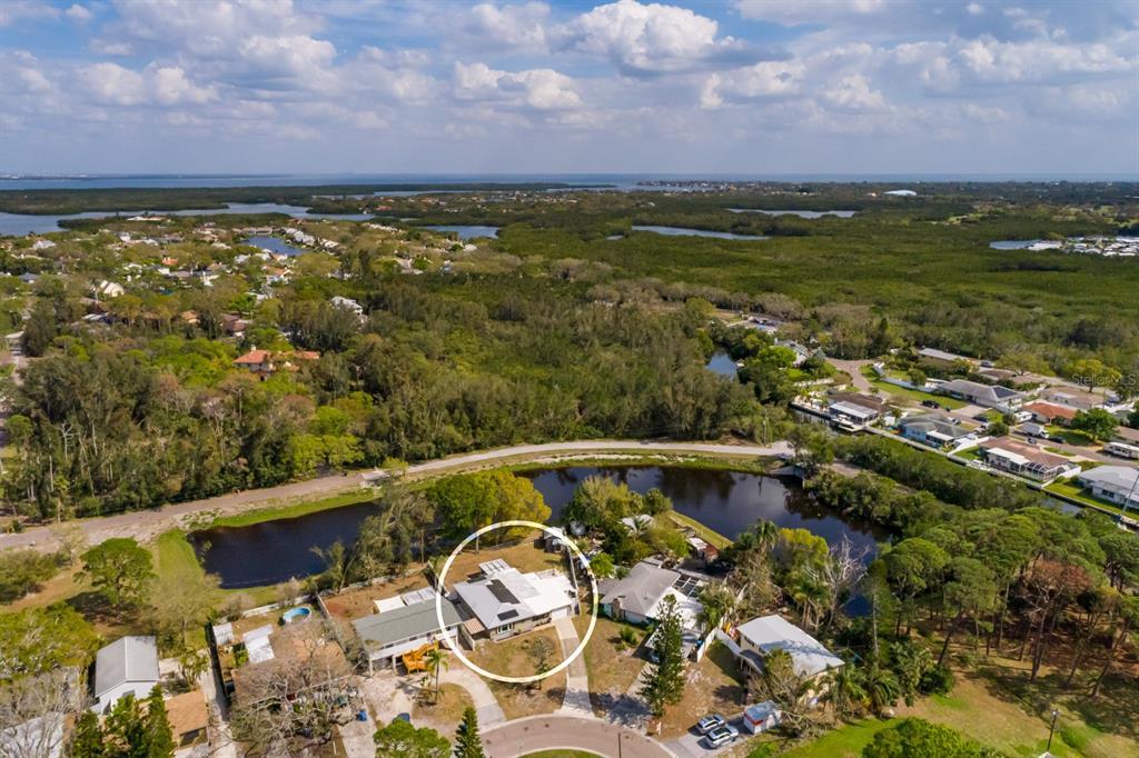 Picture of 8001 Orient Way Ne, St Petersburg, FL 33702