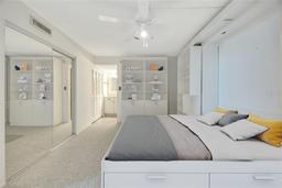 Picture of 9 Haig Place Unit 310, Dunedin, FL 34698
