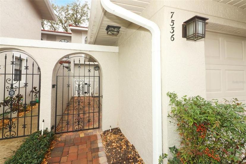 Picture of 7536 Fenwick Cove Lane, Orlando FL 32819