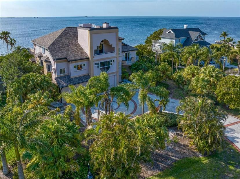 Picture of 812 Point Seaside Drive, Crystal Beach FL 34681