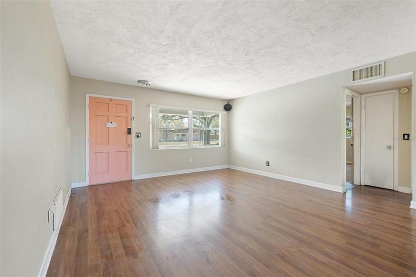 Picture of 1751 8Th Avenue Sw, Largo FL 33770