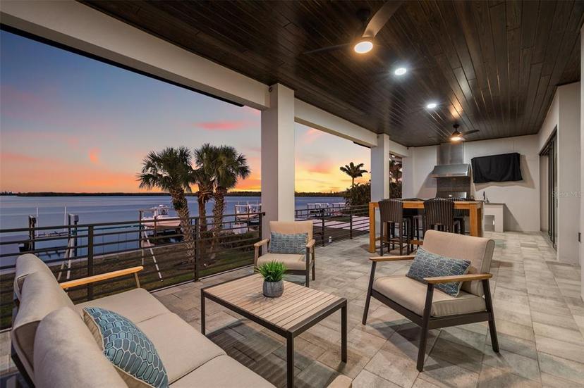 Picture of 1843 Bayou Grande Boulevard Ne, St Petersburg FL 33703