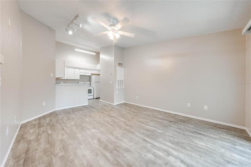 Picture of 2210 Yankee Place Unit 334, Orlando FL 32839