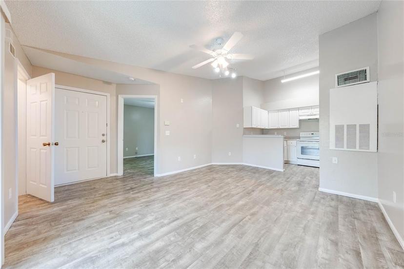 Picture of 2210 Yankee Place Unit 334, Orlando FL 32839