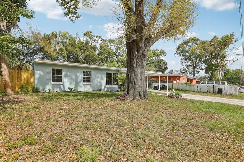 Picture of 5215 Ashwood Place, Orlando FL 32808