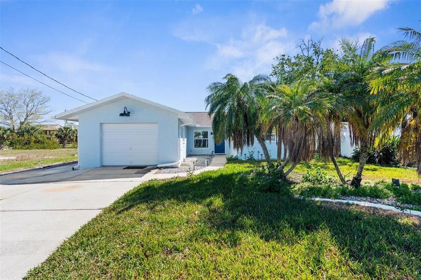 Picture of 4390 6Th Isle Drive, Hernando Beach FL 34607