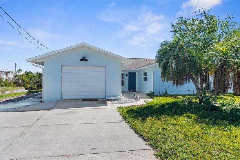 Picture of 4390 6Th Isle Drive, Hernando Beach FL 34607