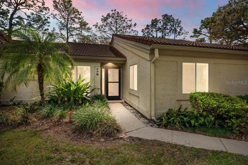 Picture of 178 W Sabal Palm Place Unit 178, Longwood FL 32779