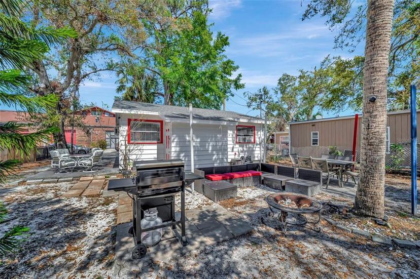Picture of 1664 10Th Street, Sarasota FL 34236