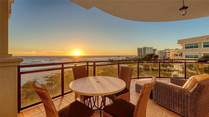 Picture of 2161 Gulf Of Mexico Drive Unit 6, Longboat Key FL 34228
