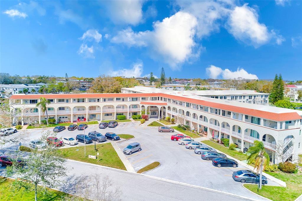 Picture of 2434 Australia Way E Unit 8, Clearwater, FL 33763