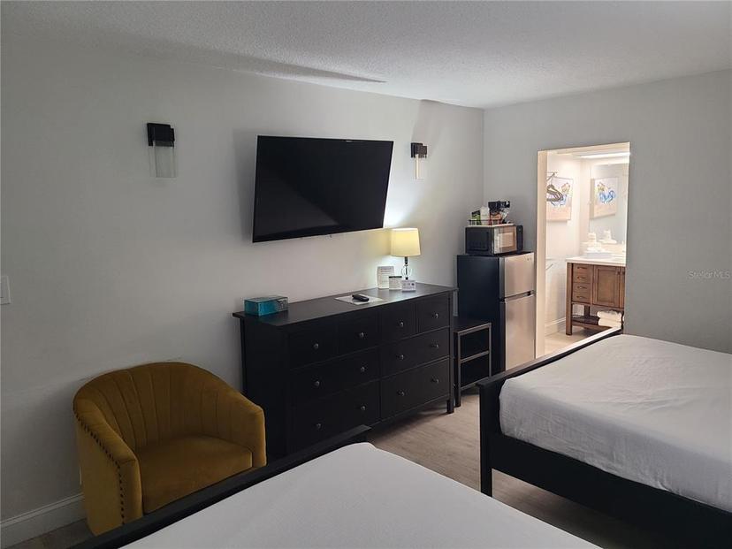 Picture of 7150 N Tamiami Trl Unit C216, Sarasota FL 34243