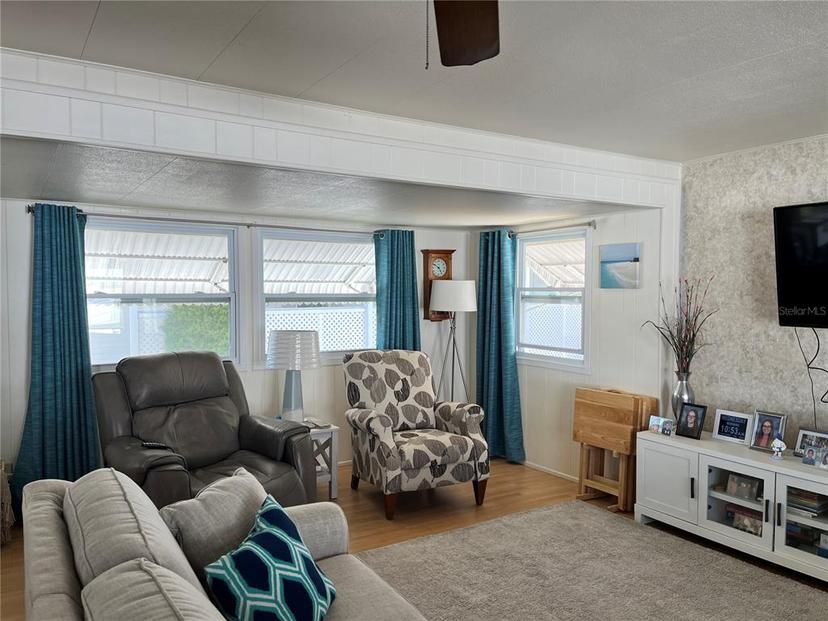 Picture of 7150 Mount Georgetown Drive Ne Unit 552, St Petersburg FL 33702