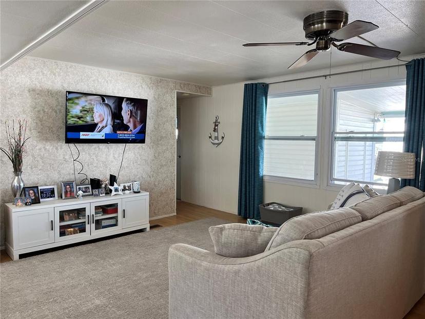 Picture of 7150 Mount Georgetown Drive Ne Unit 552, St Petersburg FL 33702