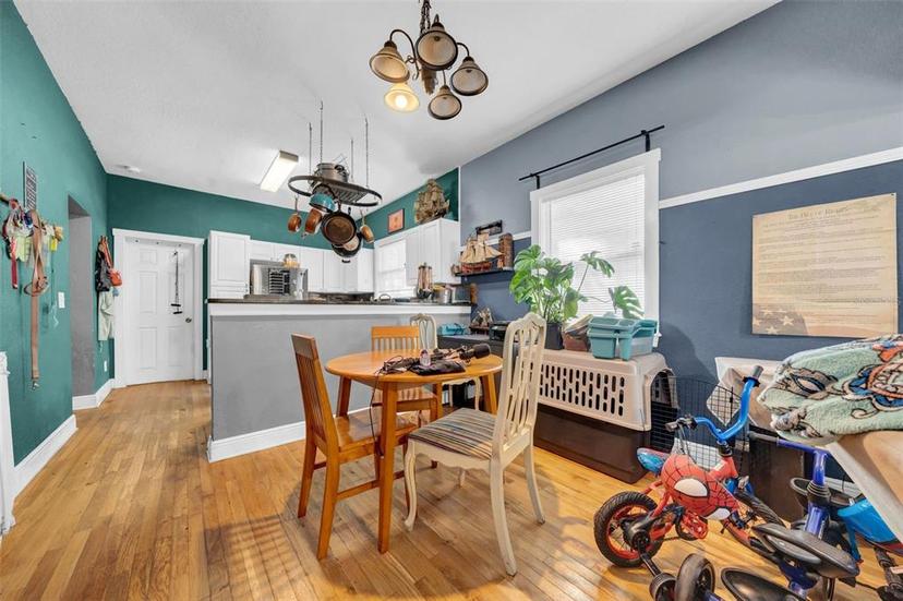 Picture of 2419 Mallory Avenue, Tampa FL 33605