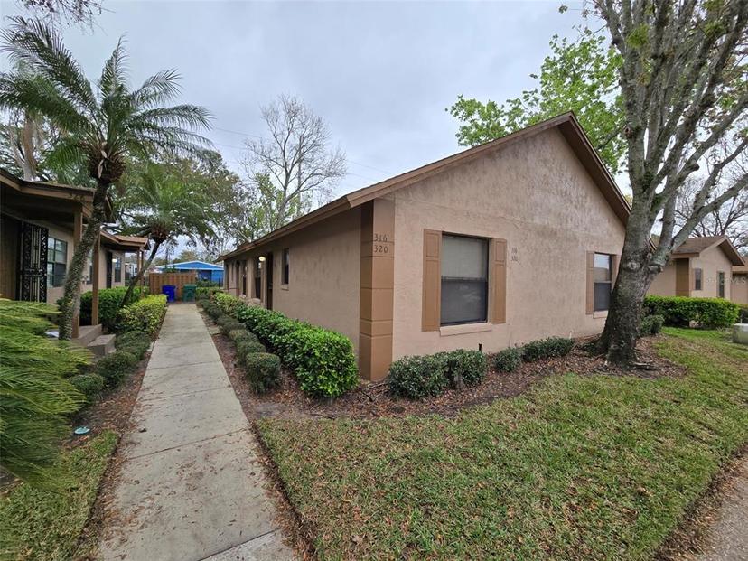 Picture of 320 Eron Way Unit 6, Winter Garden FL 34787