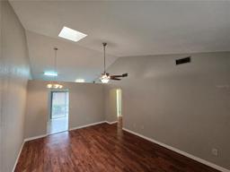 Picture of 320 Eron Way Unit 6, Winter Garden, FL 34787