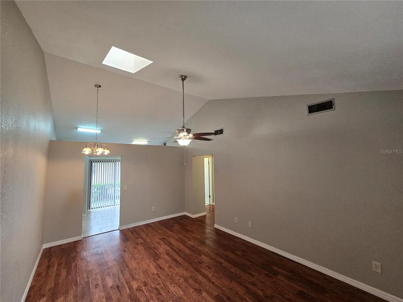 Picture of 320 Eron Way Unit 6, Winter Garden FL 34787